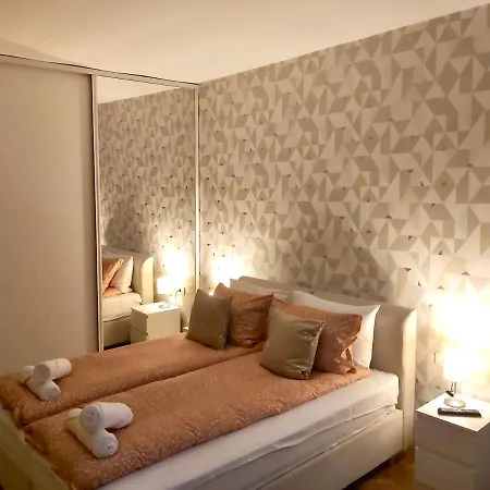 Center Apartment Novi Sad